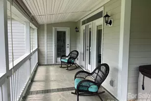 150 Holly Springs Rd, Hendersonville, NC 28729 - Photo 6