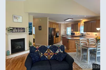 150 Holly Springs Road, Hendersonville, NC 28729 - Photo 8