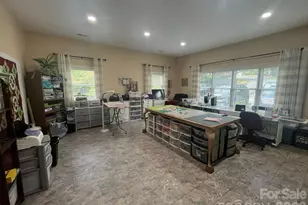 150 Holly Springs Rd, Hendersonville, NC 28729 - Photo 18