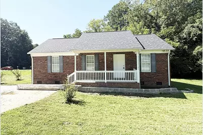 527 E Carpenter Street, Dallas, NC 28034 - Photo 1