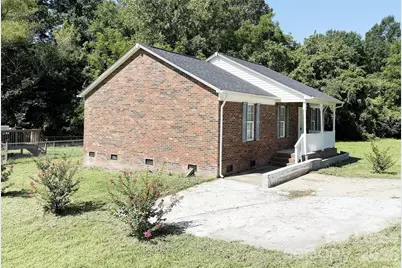 527 E Carpenter Street, Dallas, NC 28034 - Photo 4