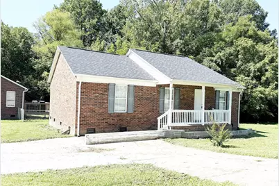 527 E Carpenter Street, Dallas, NC 28034 - Photo 2