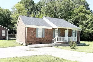 527 E Carpenter St, Dallas, NC 28034 - Photo 2