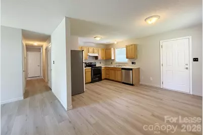 527 E Carpenter Street, Dallas, NC 28034 - Photo 10