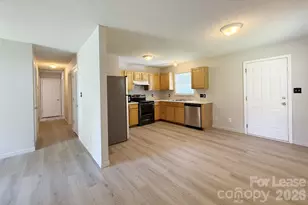 527 E Carpenter St, Dallas, NC 28034 - Photo 10