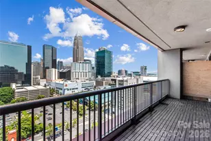 222 S Caldwell St, Charlotte, NC 28202 - Photo 16