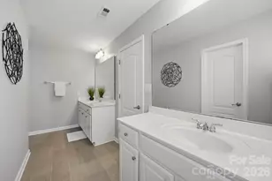 1001 Yellow Daisy Dr, Matthews, NC 28104 - Photo 24
