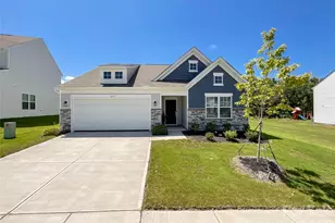 1177 Blackburn Cir, Edgemoor, SC 29714 - Photo 2