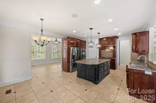 334 Stonecliff Ln, Clover, SC 29710 - Photo 8