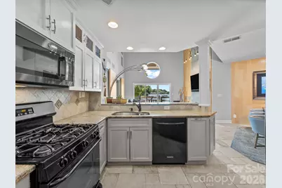17925 Kings Point Drive #F, Cornelius, NC 28031 - Photo 12