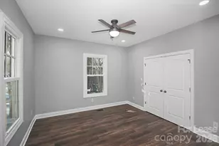 701 S York St, Gastonia, NC 28052 - Photo 16
