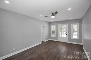 701 S York St, Gastonia, NC 28052 - Photo 14