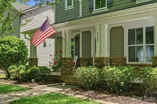 5105 St Clair St, Fort Mill, SC 29715 - Photo 2