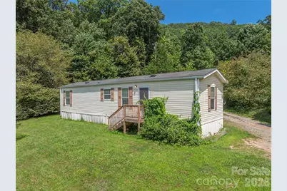 124 Sayles Town Place, Fairview, NC 28730 - Photo 2