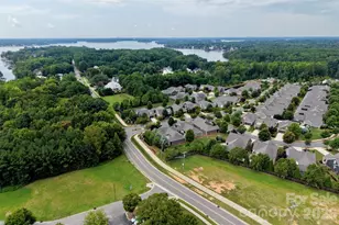 17004 Courtside Landing Dr, Cornelius, NC 28031 - Photo 46