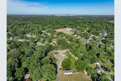 4131 Woodgreen Terrace, Charlotte, NC 28205 - Photo 8