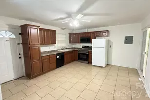 4131 Woodgreen Terrace, Charlotte, NC 28205 - Photo 2