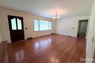 30 Cypress Rd, Marion, NC 28752 - Photo 2