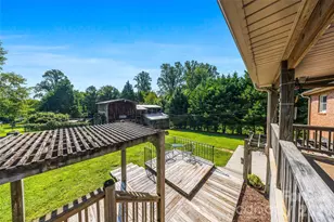 708 Loop Rd, Hendersonville, NC 28792 - Photo 24