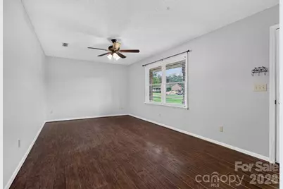 2504 Ashford Drive, Newton, NC 28658 - Photo 6