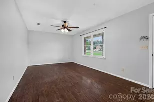 2504 Ashford Dr, Newton, NC 28658 - Photo 6