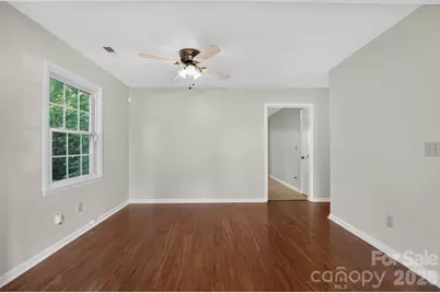 8316 Summerglen Circle, Charlotte, NC 28227 - Photo 10