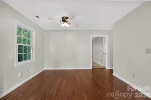 8316 Summerglen Cir, Charlotte, NC 28227 - Photo 10