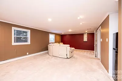 2035 2nd Street NW, Hickory, NC 28601 - Photo 38