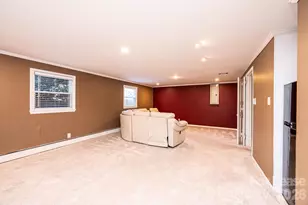 2035 2nd St NW, Hickory, NC 28601 - Photo 38