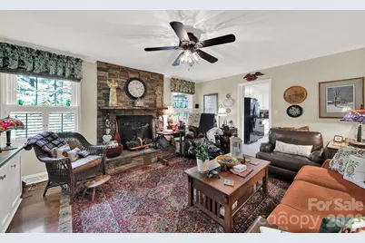 924 Glenshannon Road, Matthews, NC 28105 - Photo 12