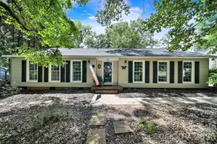 924 Glenshannon Rd, Matthews, NC 28105 - Photo 1
