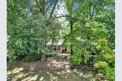 924 Glenshannon Road, Matthews, NC 28105 - Photo 4