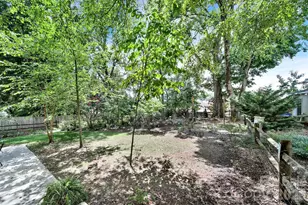 924 Glenshannon Rd, Matthews, NC 28105 - Photo 26