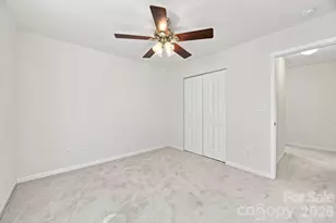 9716 Southampton Commons Dr, Charlotte, NC 28277 - Photo 22