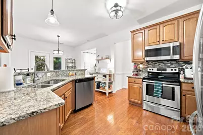 9716 Southampton Commons Drive, Charlotte, NC 28277 - Photo 10