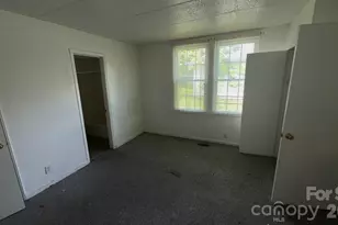 109 Dean St, Gastonia, NC 28052 - Photo 16
