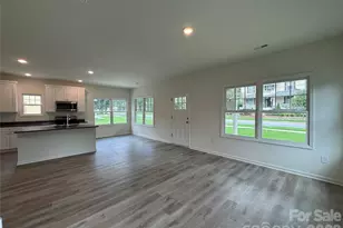 517 W Front St, Statesville, NC 28677 - Photo 10