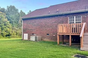 215 Rebecca Ln, Salisbury, NC 28146 - Photo 8