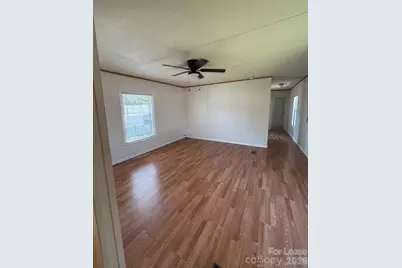 10111 Piney Creek Court, Charlotte, NC 28215 - Photo 8