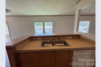 10111 Piney Creek Court, Charlotte, NC 28215 - Photo 4