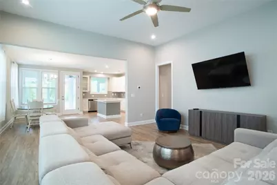 9038 Daring Court, Charlotte, NC 28215 - Photo 2