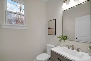 146 Forest Creek Dr, Statesville, NC 28625 - Photo 6