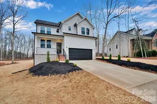 146 Forest Creek Dr, Statesville, NC 28625 - Photo 2