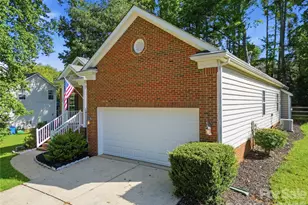 108 Summerbrook Ln, Mooresville, NC 28117 - Photo 14