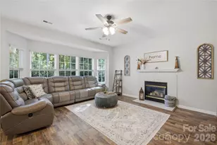 108 Summerbrook Ln, Mooresville, NC 28117 - Photo 4