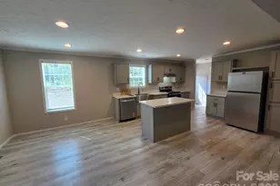 2765 Piney Rd, Morganton, NC 28655 - Photo 2