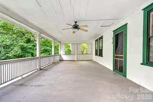 22 Woodbend Ln, Black Mountain, NC 28711 - Photo 24