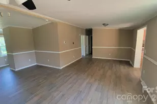 5401 Creek Run Ct, Bessemer City, NC 28086 - Photo 4