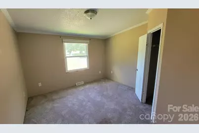 5401 Creek Run Court, Bessemer City, NC 28086 - Photo 10