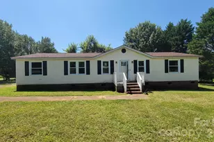 5401 Creek Run Ct, Bessemer City, NC 28086 - Photo 1